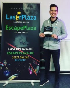 Lasertag Mönchengladbach verkehrter Adventskalender Tag 1